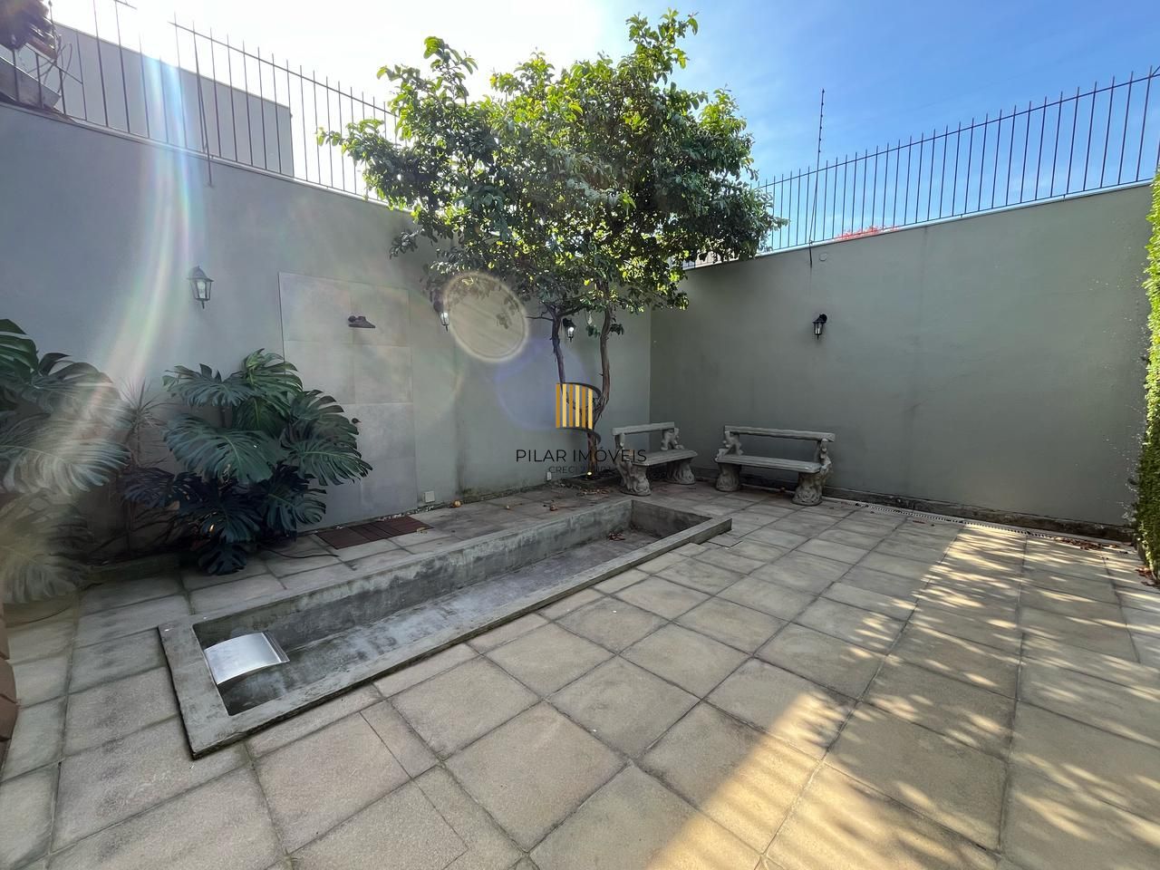 Casa totalmente reformada e mobiliada em Ipanema