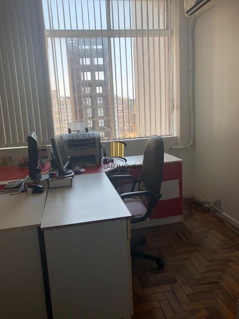 VENDE EXCELENTE CONJUNTO COMERCIAL NO CORAÇÃO DO CENTRO HISTÓRICO