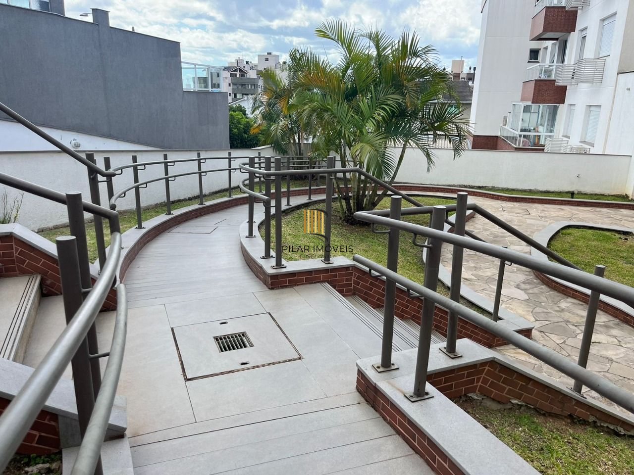 Apartamento 2 dormitórios no bairro Tristeza