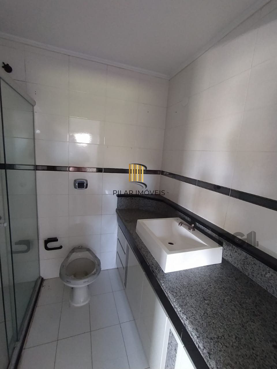 Casa de 3 quartos a venda em condomínio em Ipanema