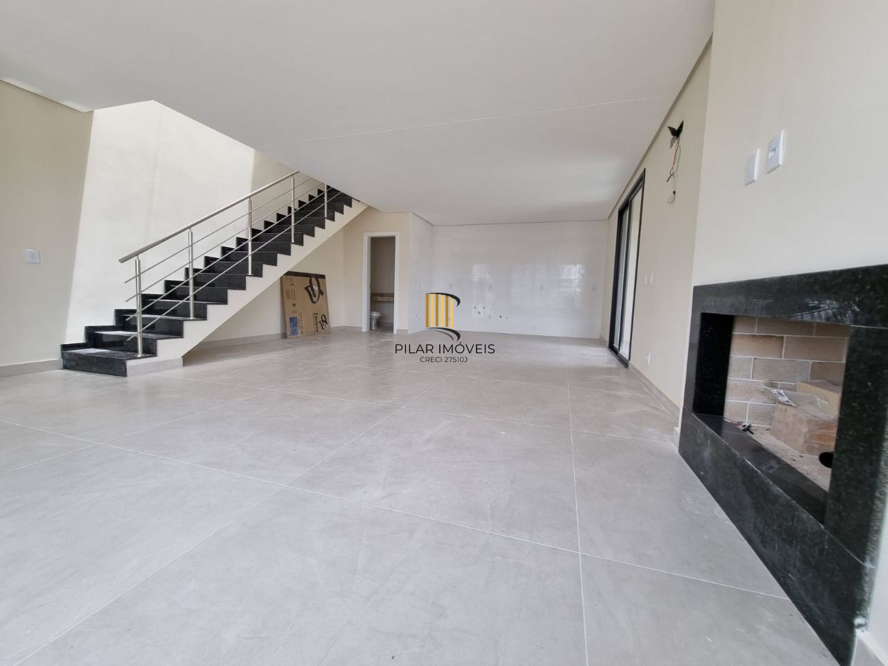 Sobrado com 145m² privativos e 03 Dormitórios No Lagos de Nova Ipanema