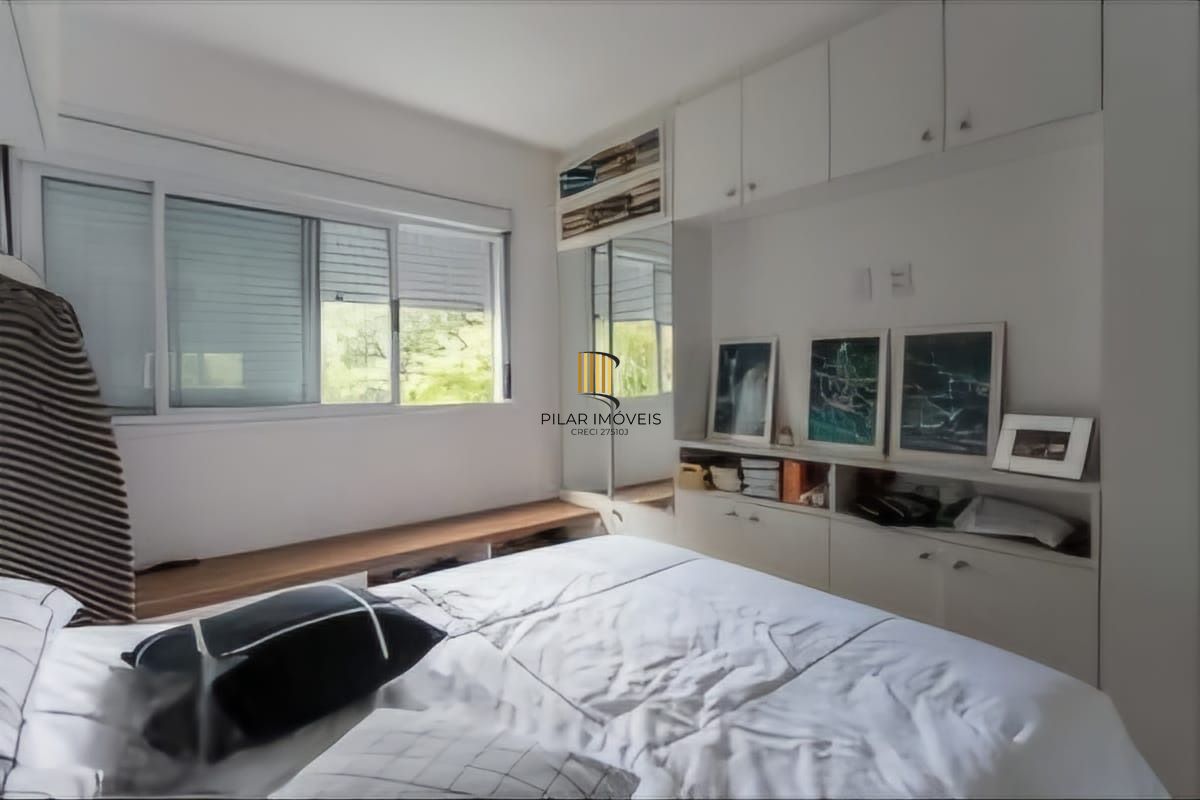 Apartamento, 55 m² / 2 Dormitórios Bairro Tristeza