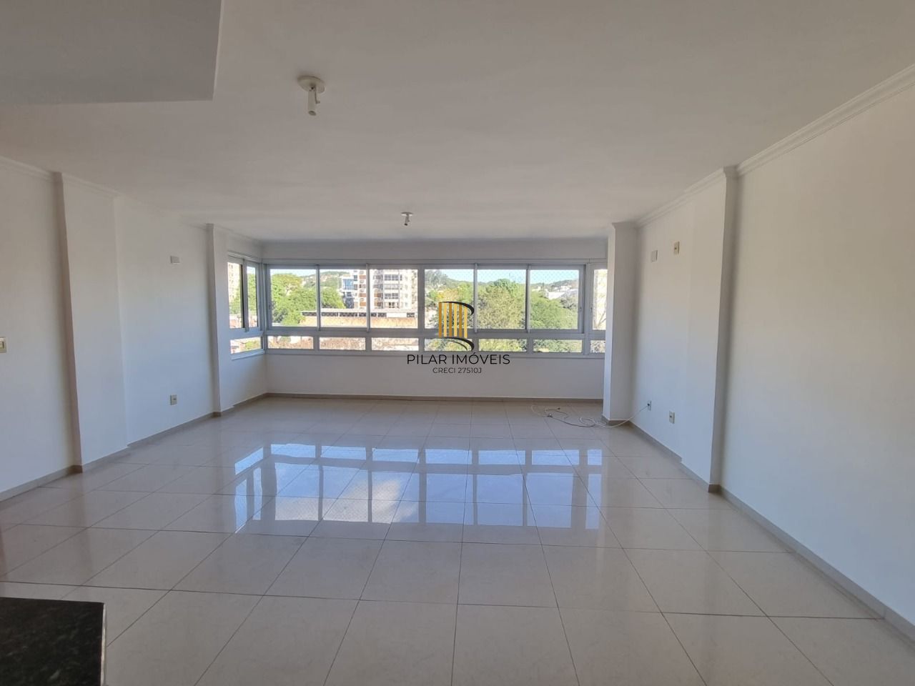 Apartamento para Venda - 109m², 3 dormitórios, sendo 1 suites, 2 vagas - Tristeza
