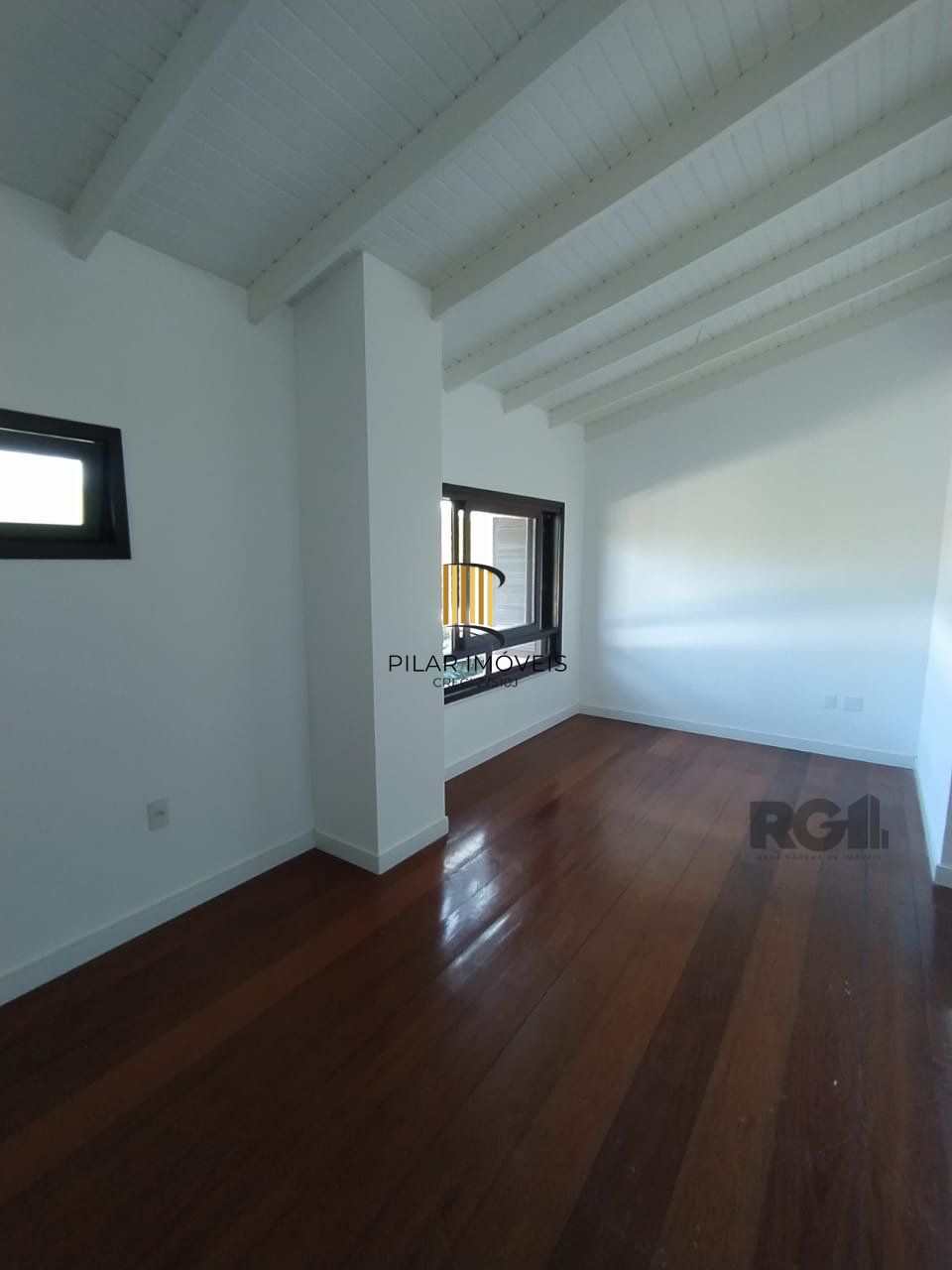 Casa de 3 quartos a venda em condomínio em Ipanema