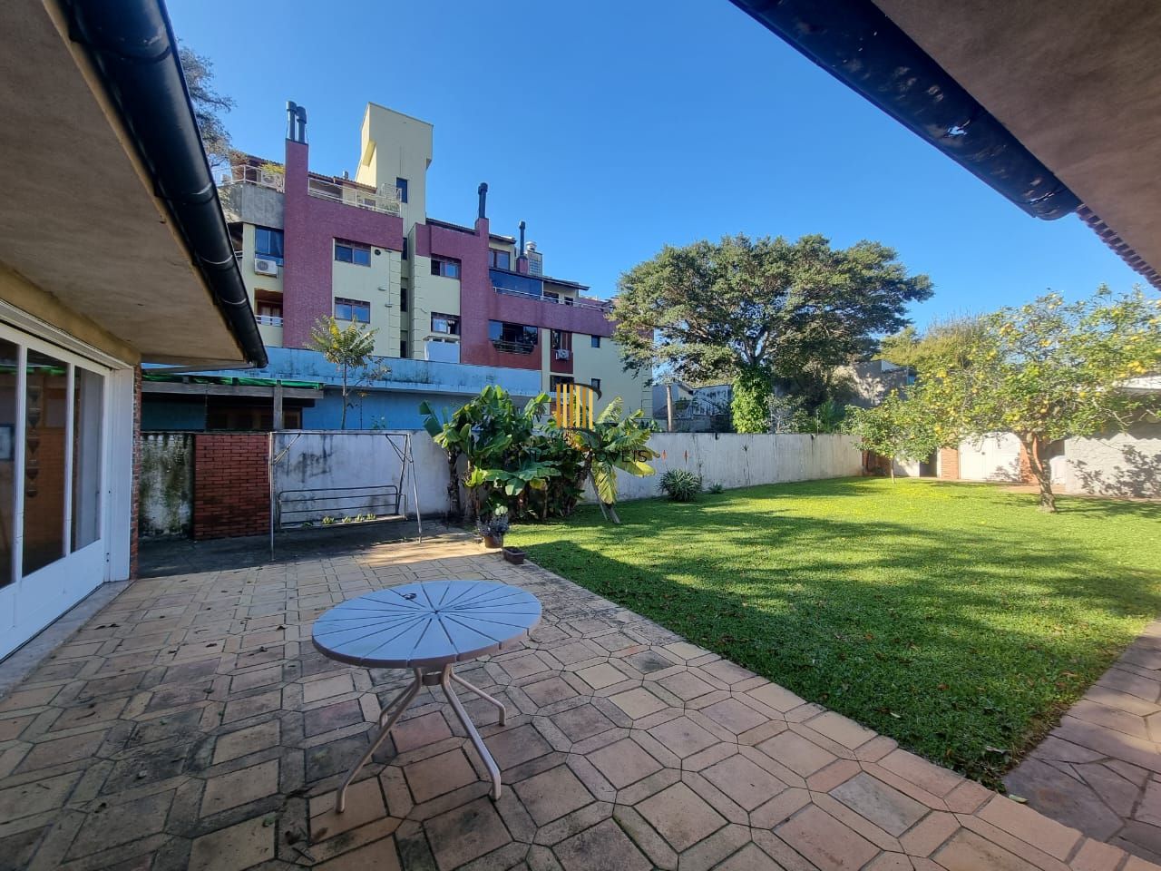 Casa Térrea em Ipanema com Terreno de 1064 Metros