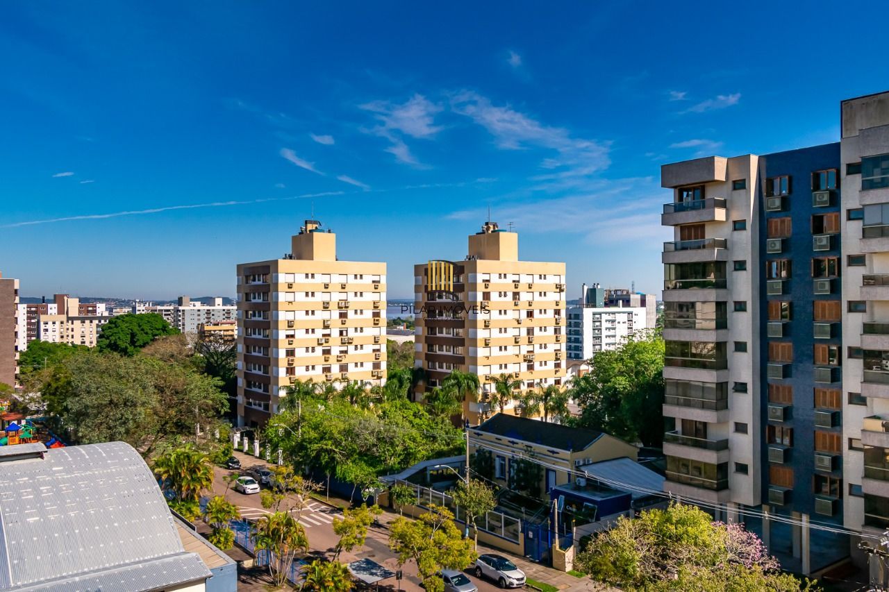 Apartamento Duplex com 135m²e 03 Dormitórios Bairro Tristeza