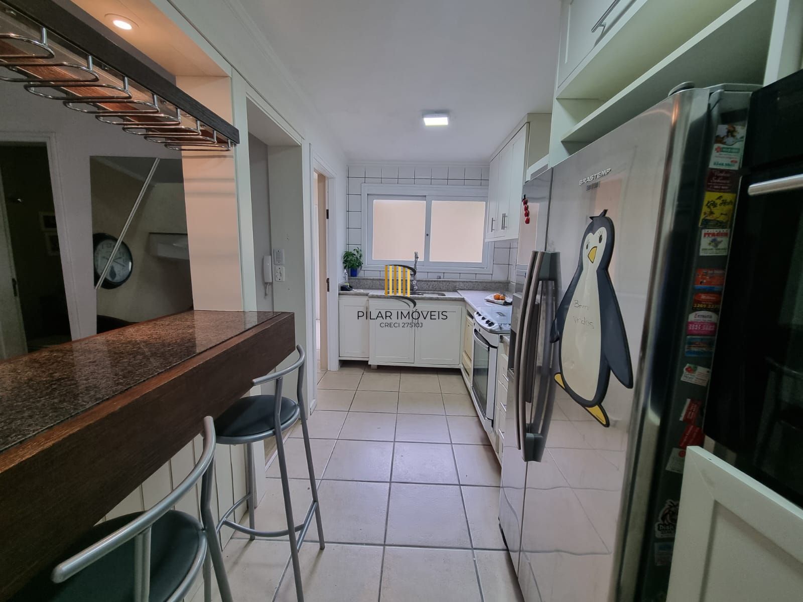 Casa em Condomínio 3 Suítes / Bairro Ipanema