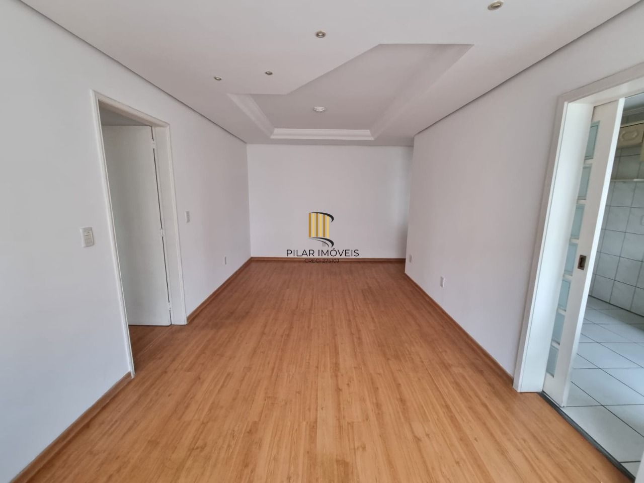 Apartamento 02 Dormitórios e 01 Vaga Próximo a Avenida Ipiranga