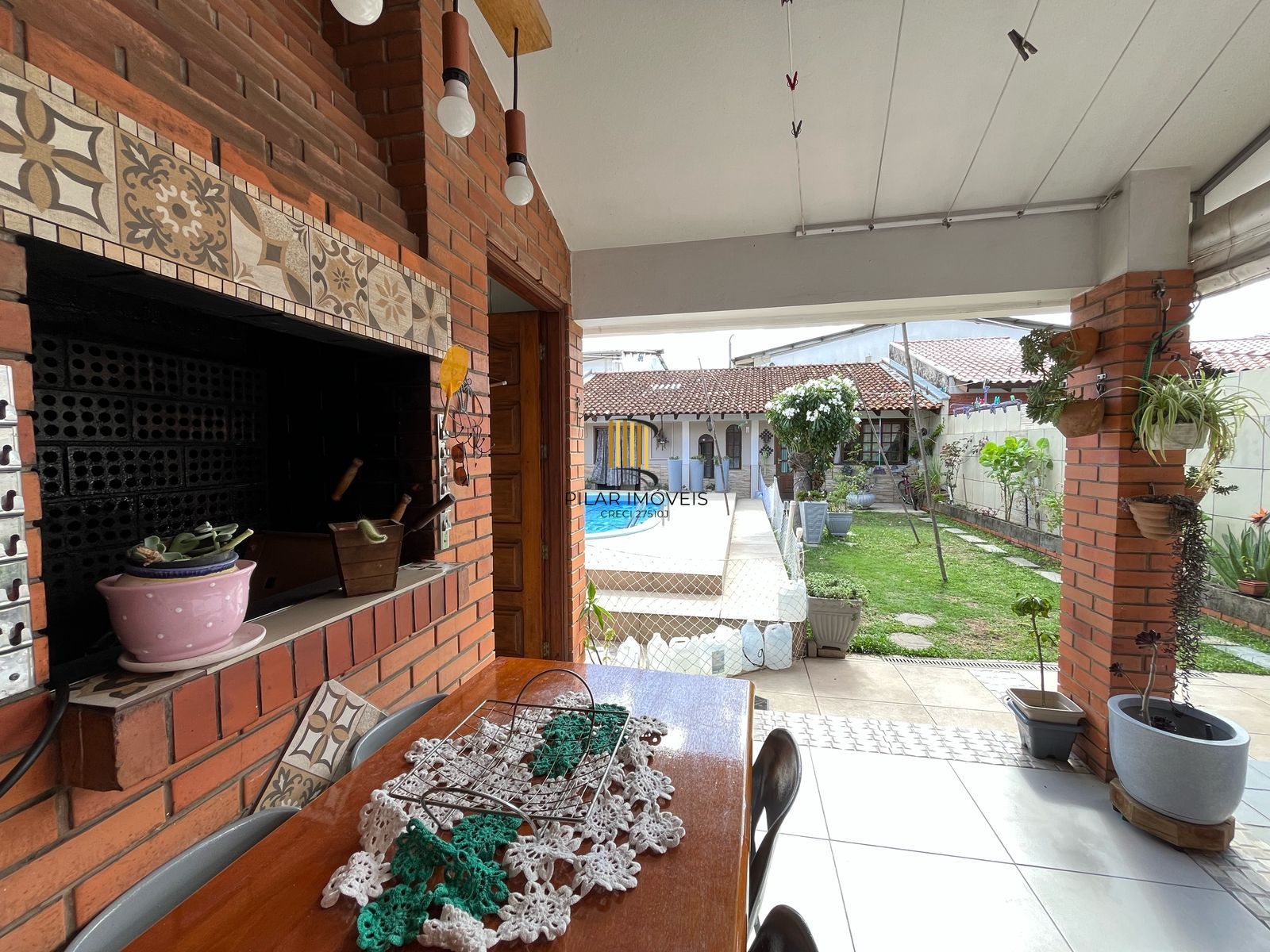 Casa com piscina a venda em Ipanema