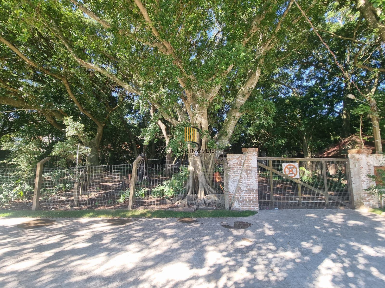 Terreno na Beira de Ipanema com 972m²