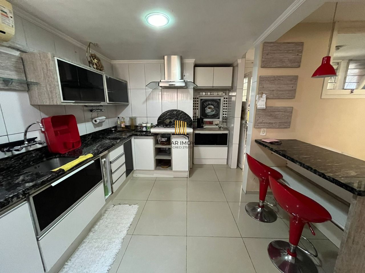 Casa 3 Dormitório(s) Bairro Guarujá