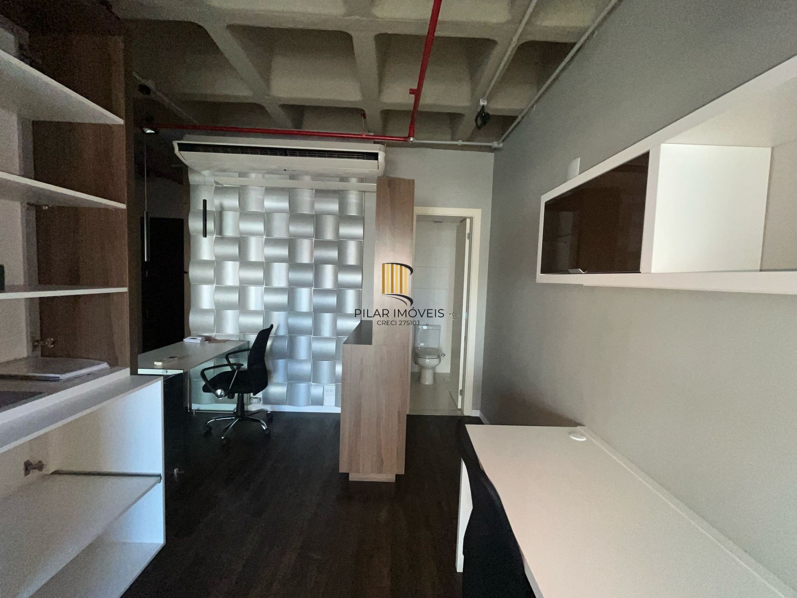 Sala mobiliada no Diamond Tower