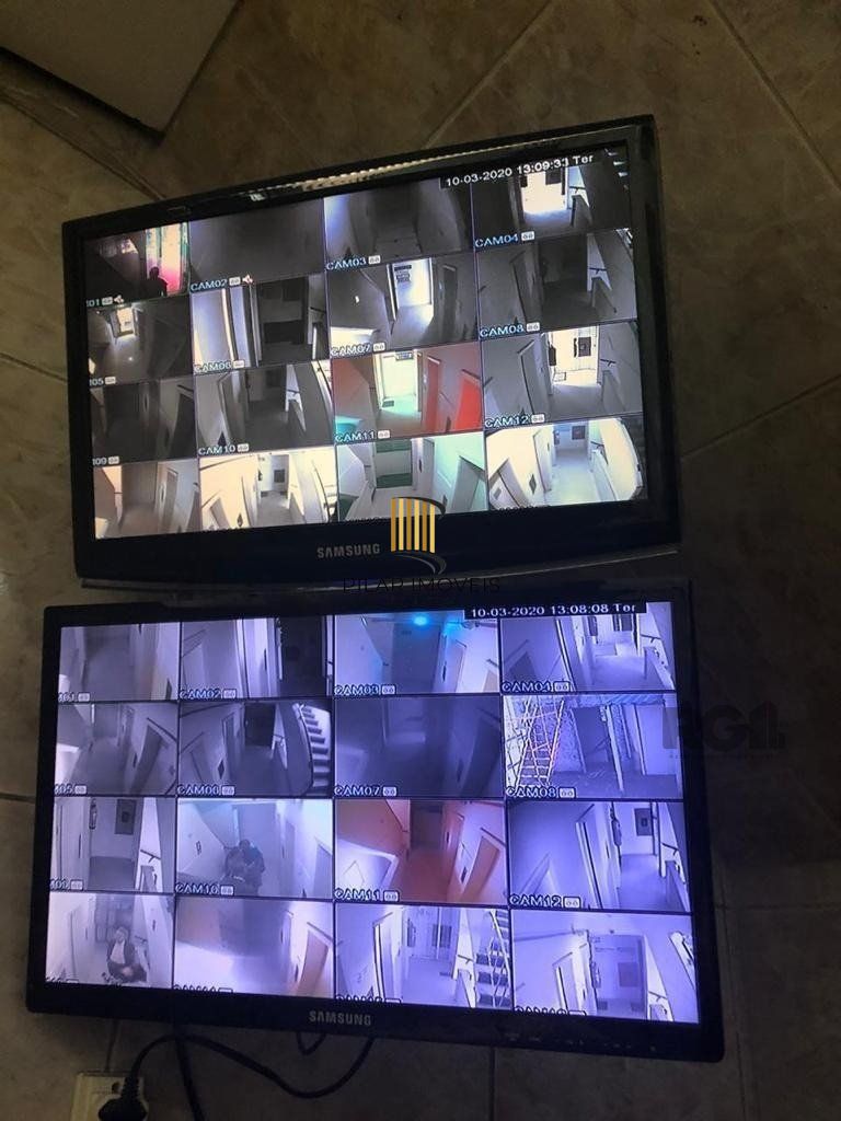 VENDE EXCELENTE CONJUNTO COMERCIAL NO CORAÇÃO DO CENTRO HISTÓRICO