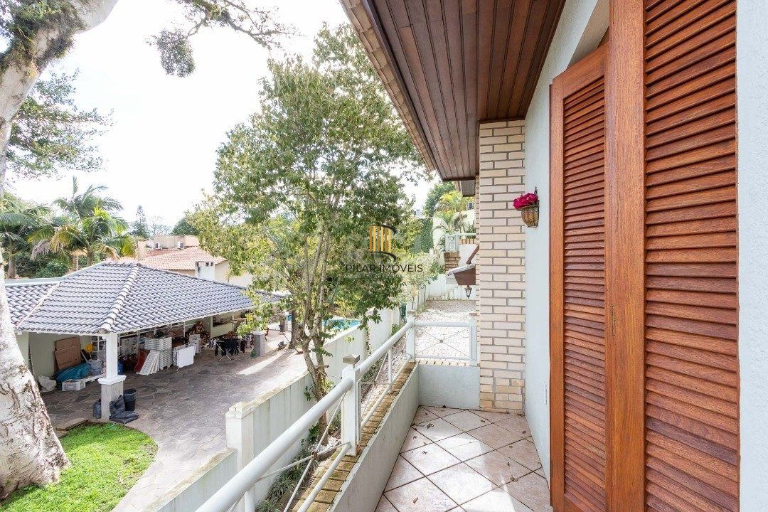 Casa a venda em condominio no bairro Jardim Isabel