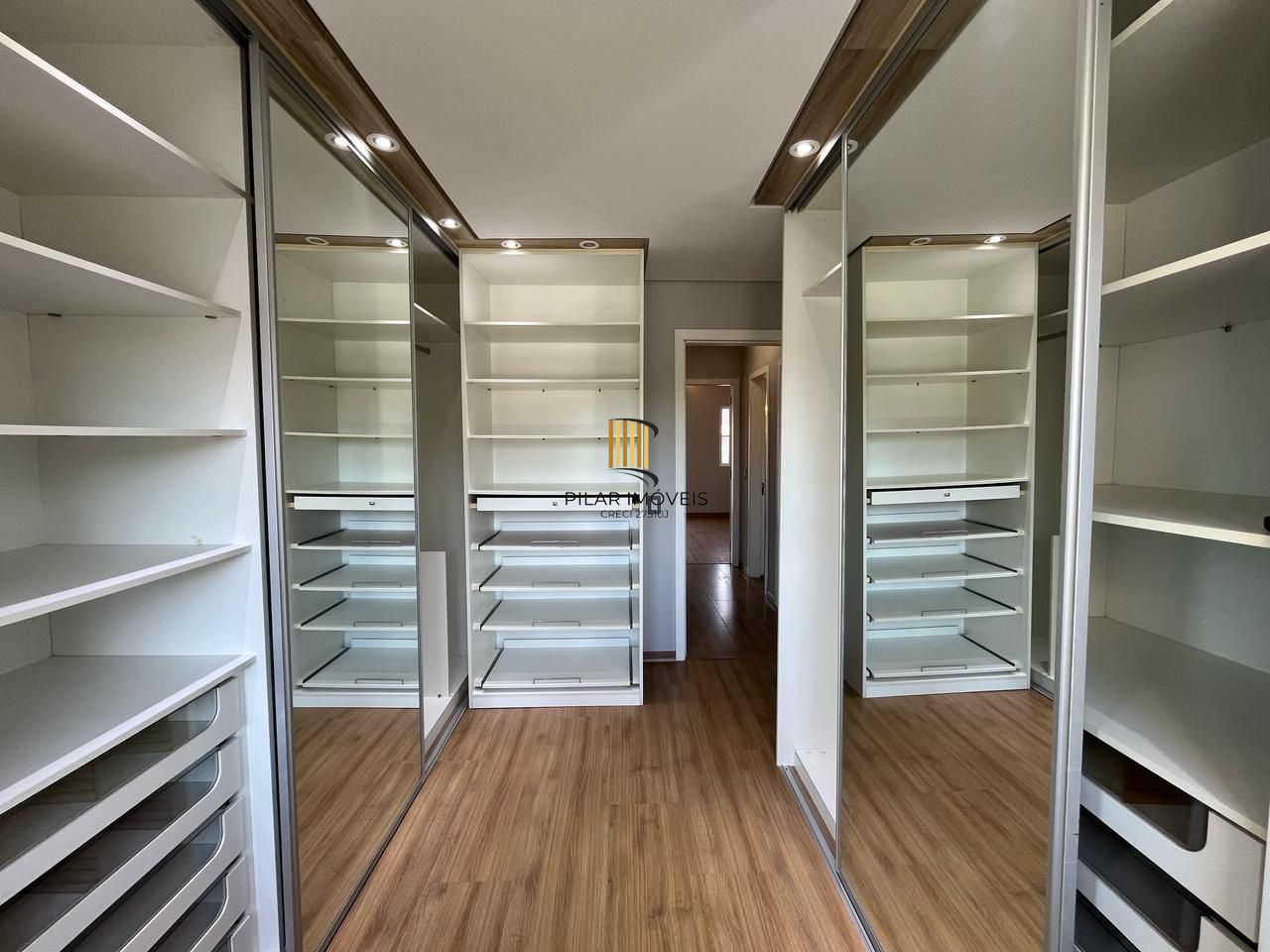 Casa totalmente reformada e mobiliada em Ipanema