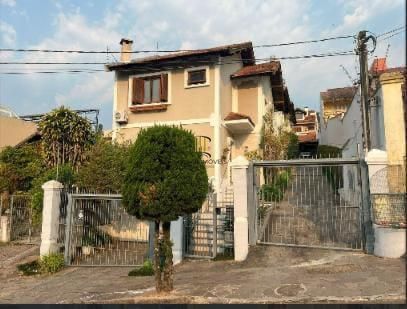 CASA EM CONDOMÍNIO - 3 DORMITÓRIOS - SUITE - 2 VAGAS - VILA CONCEIÇÃO - POA RS - Pilar Imóveis