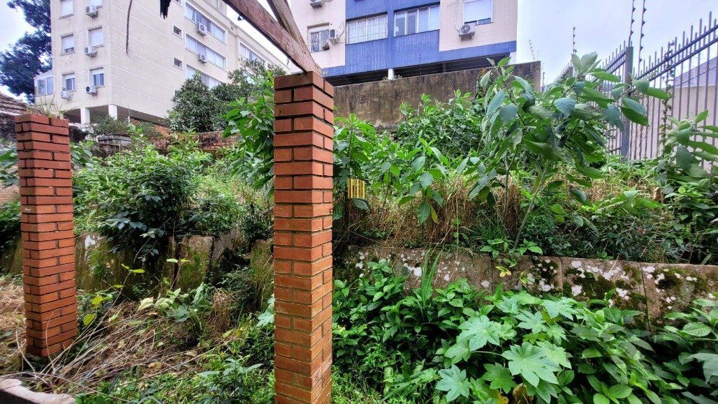 Terreno com 360m² privativos à venda por R$450.000,00