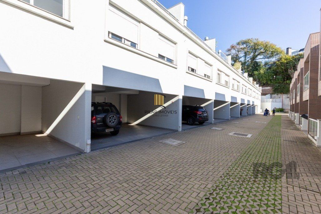 Casa Para comprar em Condomínio,3 dormitórios, deslumbrante vista para o Guaiba