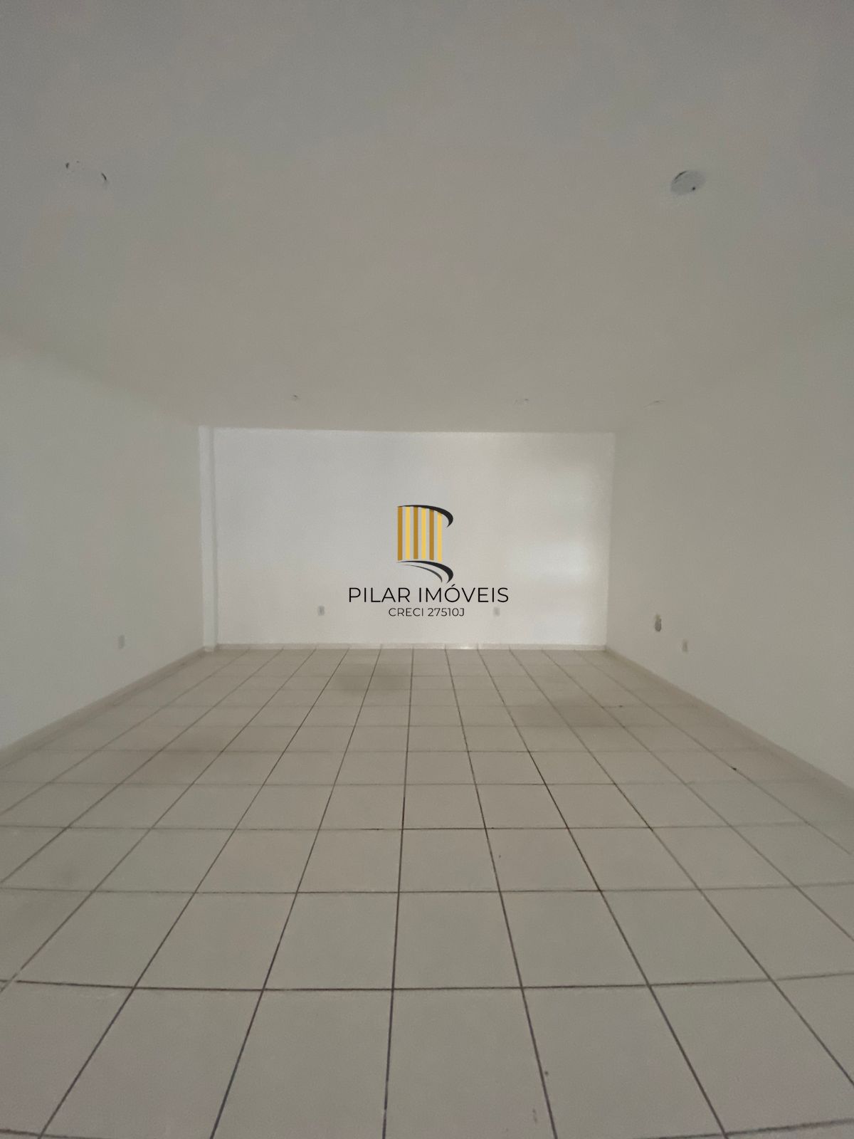 Cond. Centro Comercial Canoas Vende 2 salas , 124m², 62m² cada uma, 2 banheiros