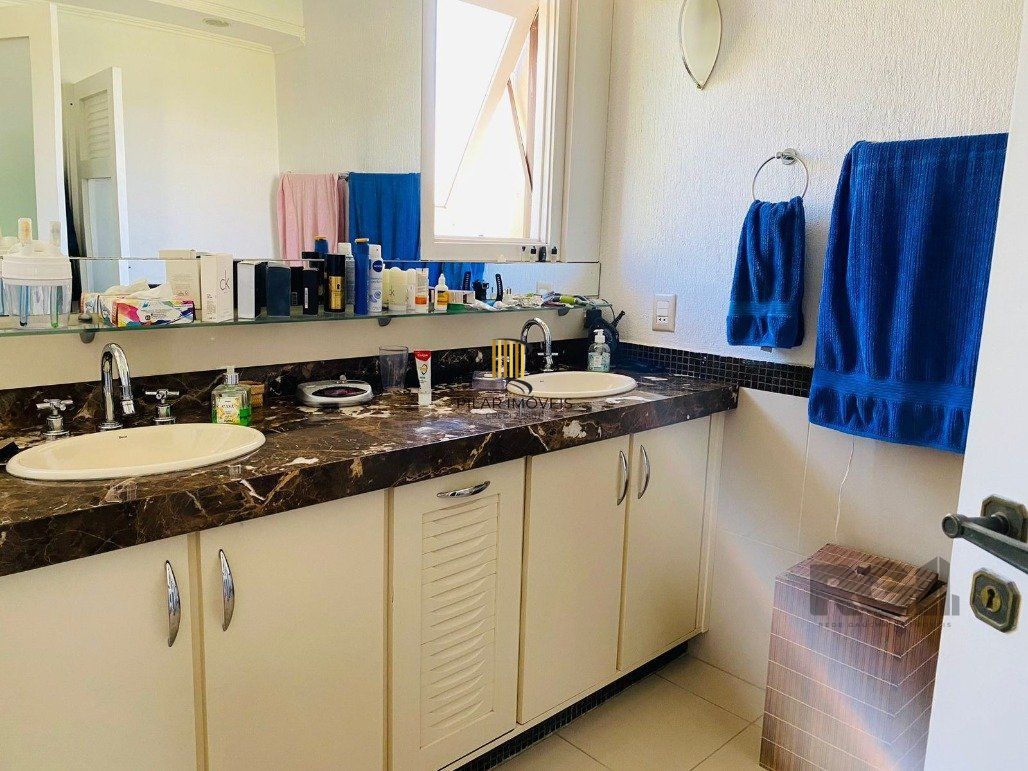 Casa excelente para Comprar  no Bairro Três Figueiras!!