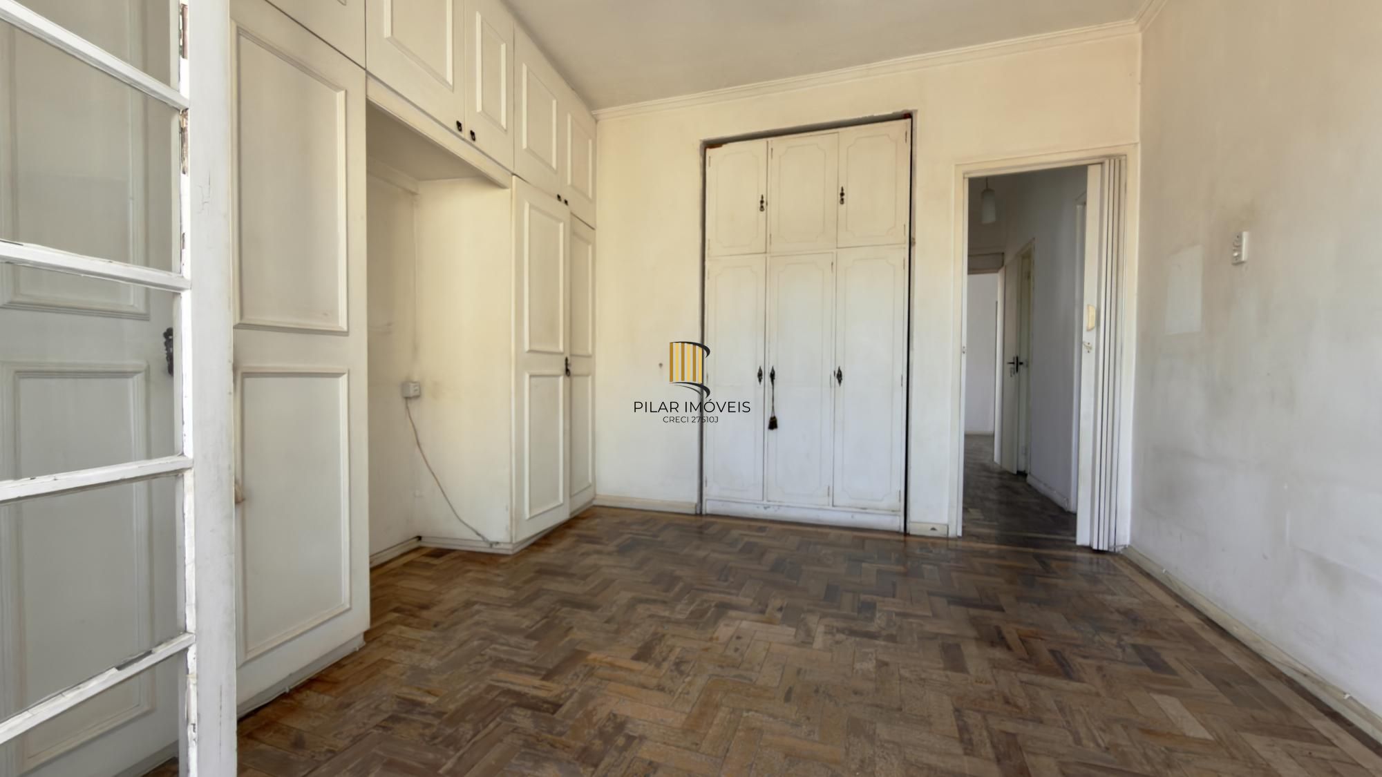 Apartamento 3 quartos para comprar no Ed. Jardim Sevigné. Centro Histórico.