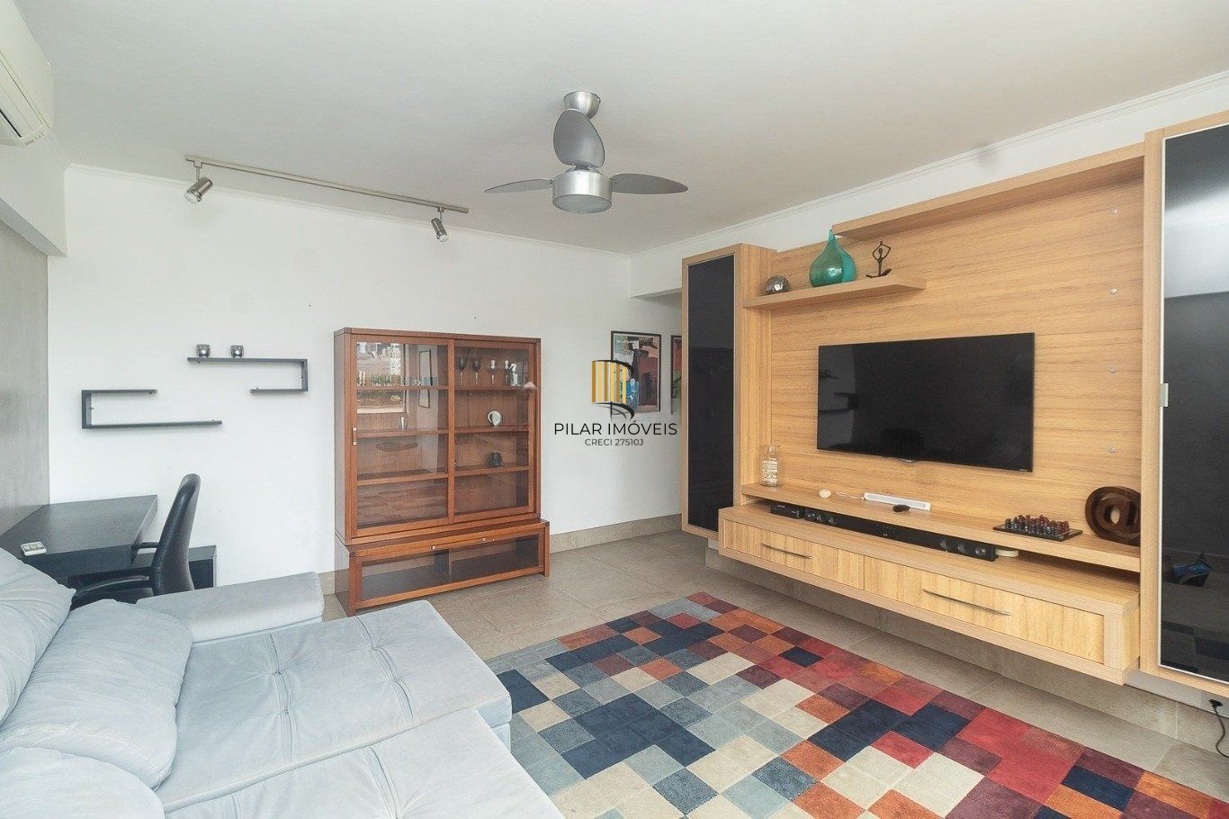 Apartamento 2 dormitórios 1 suíte no bairro São João em Porto Alegre. - Pilar Imóveis