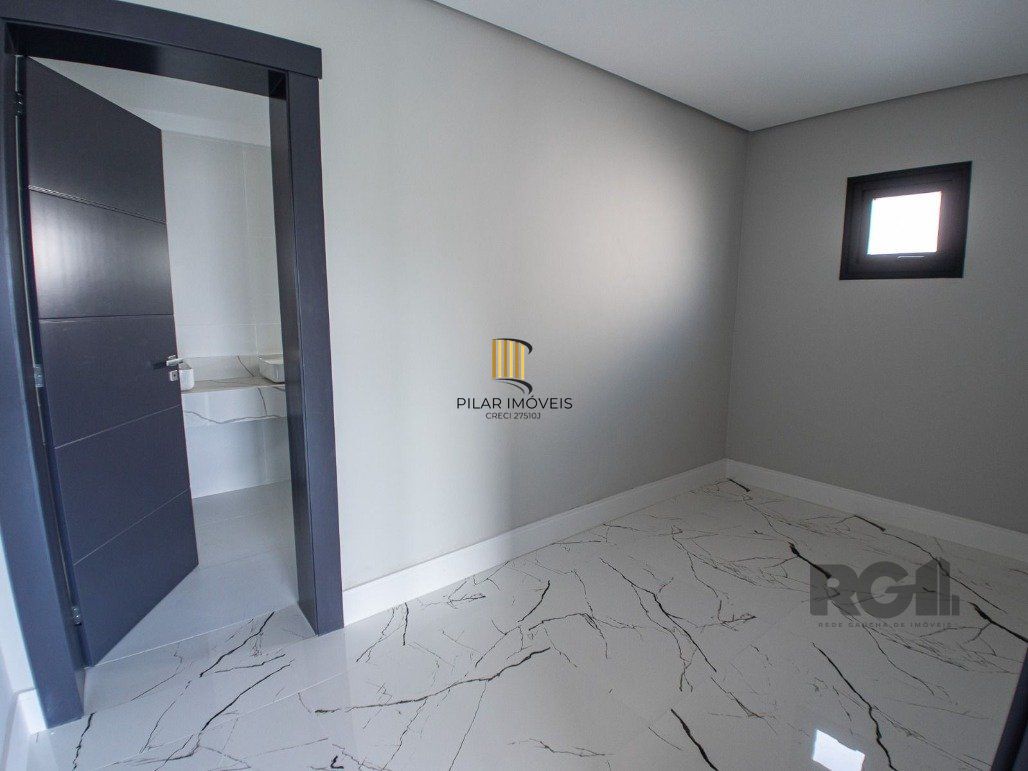 Mansão no Ocean Side para Comprar com  562,80m²