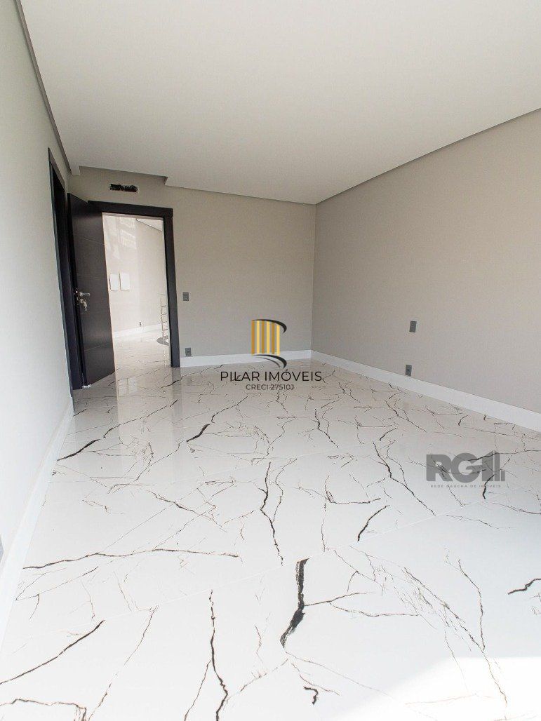 Mansão no Ocean Side para Comprar com  562,80m²