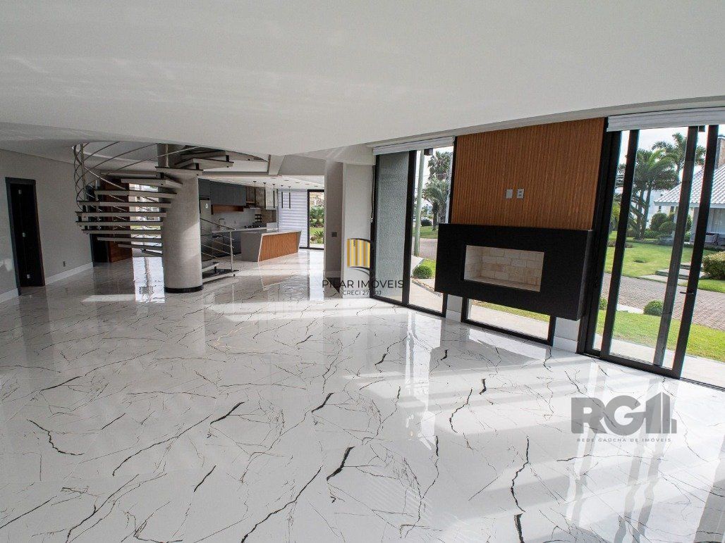 Mansão no Ocean Side para Comprar com  562,80m²