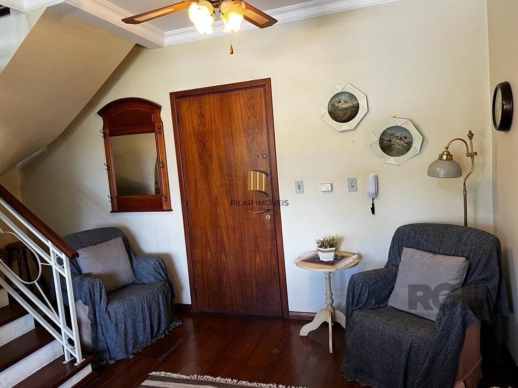 Cobertura duplex com 2 suítes e uma vaga para Comprar em Gramado.