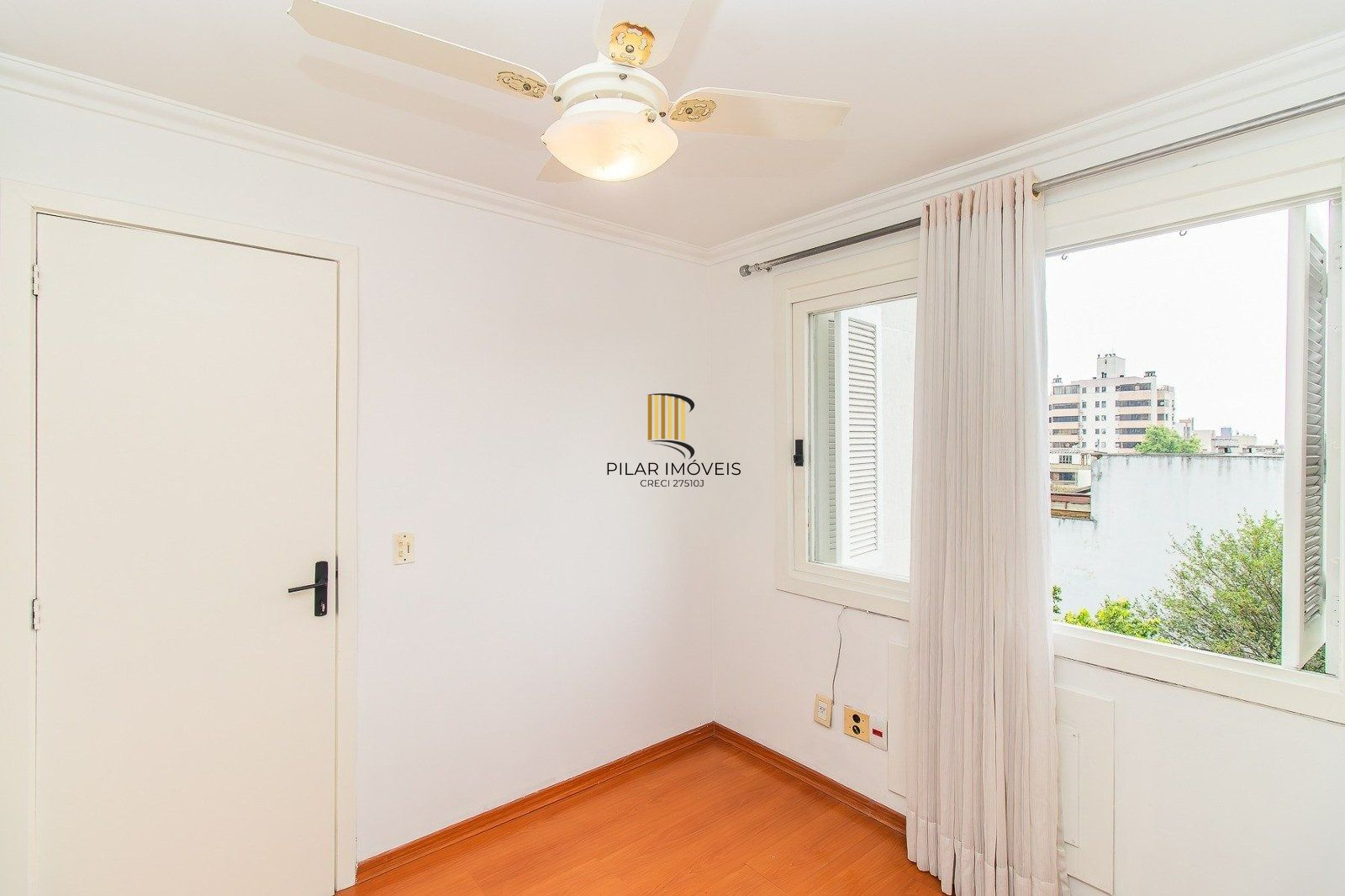 Apartamento com 118m² e 3 dormitórios, 1 suíte, 2 vagas no bairro Higienópolis