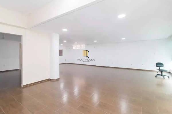 Excelente Sobreloja no Centro Histórico