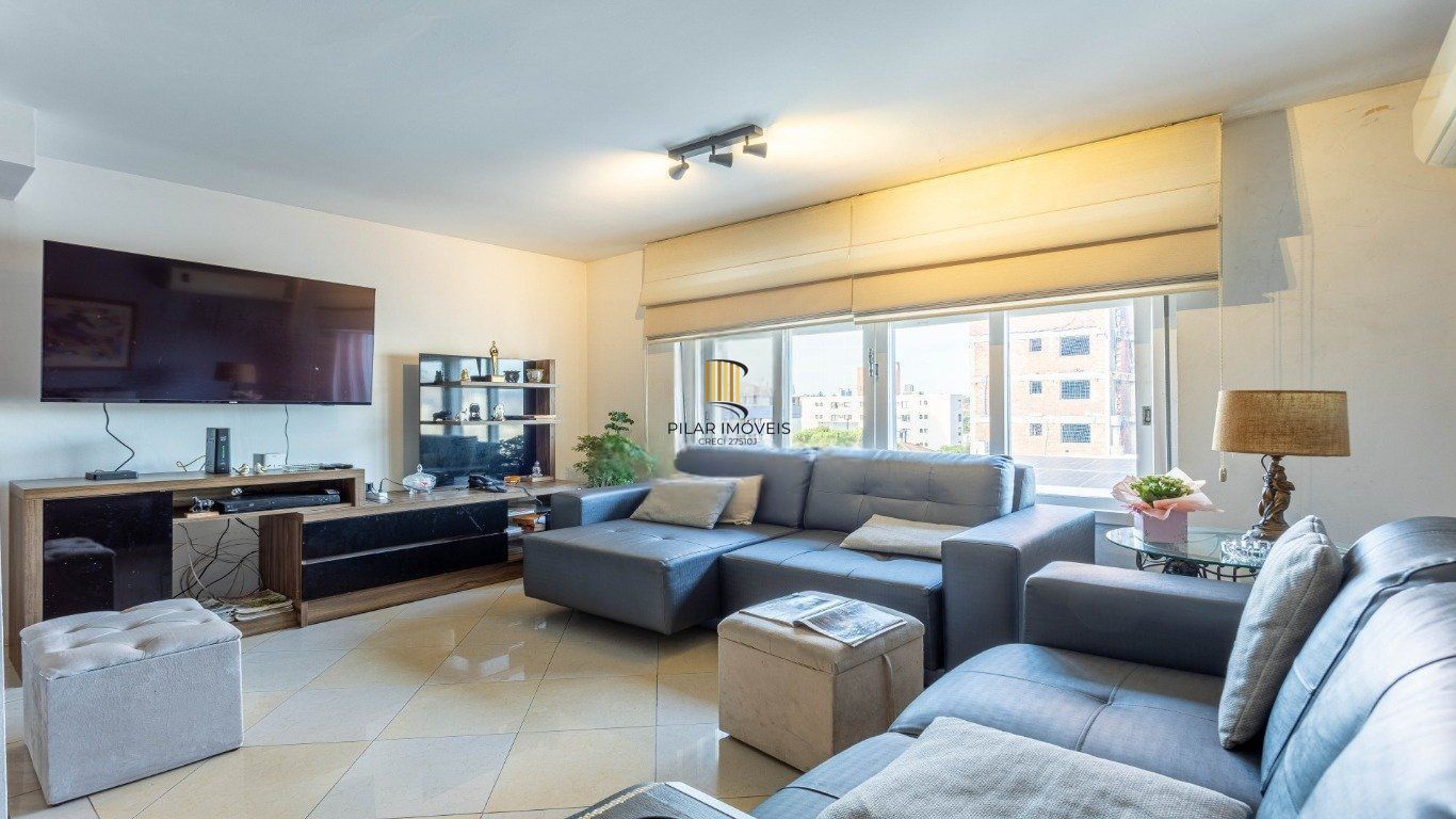 Cobertura com Piscina e Churrasqueira no Petrópolis – 240m² Privativos