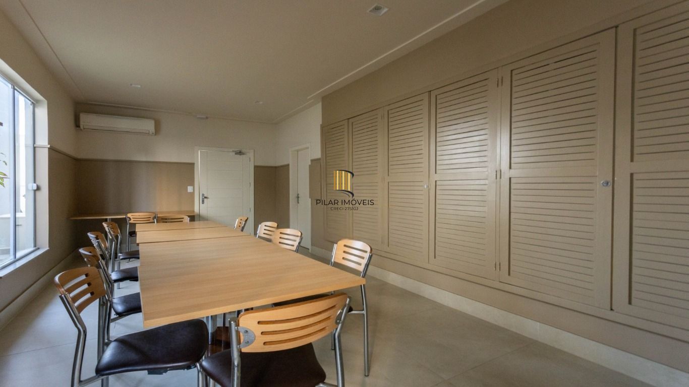 Cobertura com Piscina e Churrasqueira no Petrópolis – 240m² Privativos