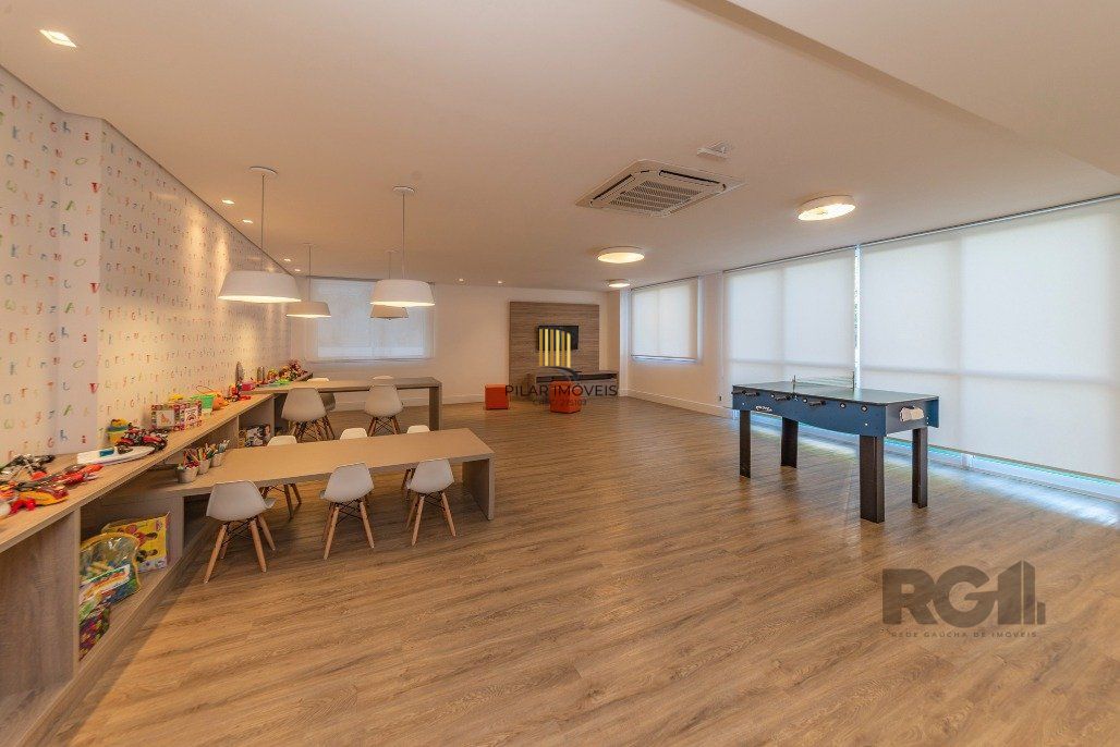 Apartamento para Comprar, impecável  com  4 dorm, sendo 3 suítes e 3 vagas Rio Branco