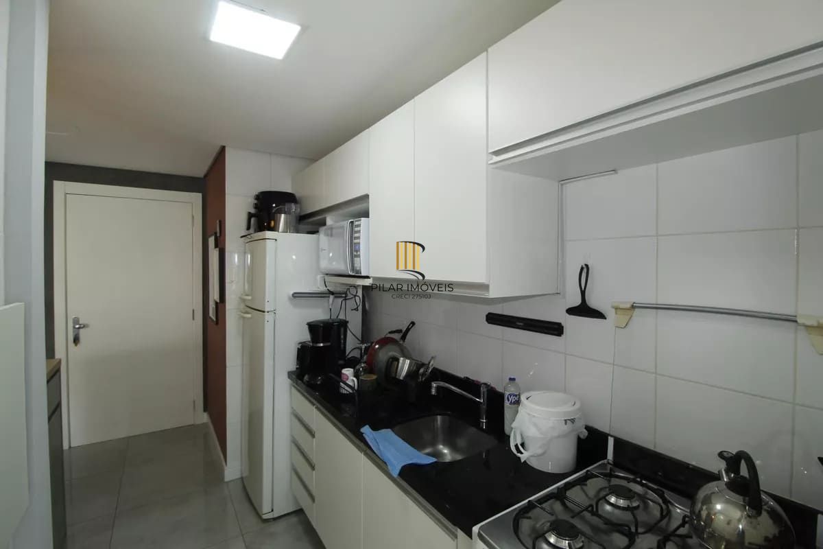 Excelente Apartamento mobiliado, 2 dormitórios para comprar, no Bairro Higienópolis