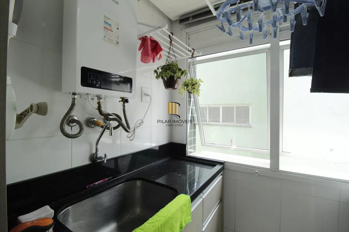 Excelente Apartamento mobiliado, 2 dormitórios para comprar, no Bairro Higienópolis