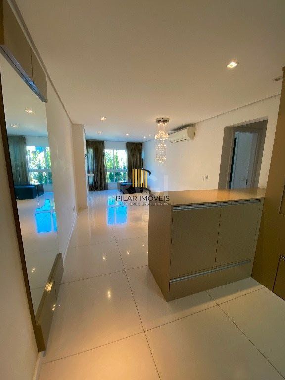 Apartamento com 2 dormitórios para comprar, 68,27 m² Chácara das Pedras - Porto Alegre/RS