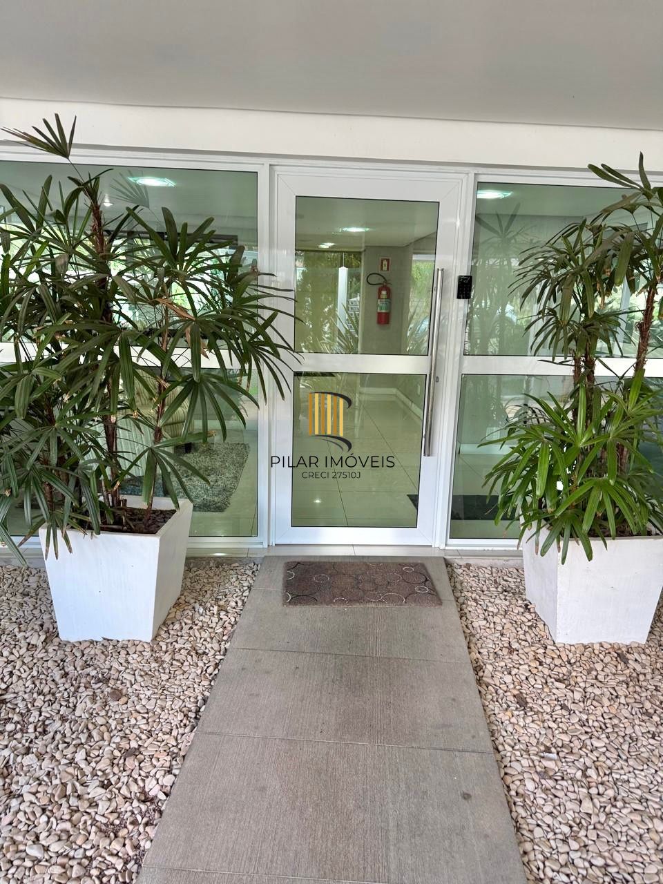 Apartamento com 2 dormitórios para comprar, 68,27 m² Chácara das Pedras - Porto Alegre/RS