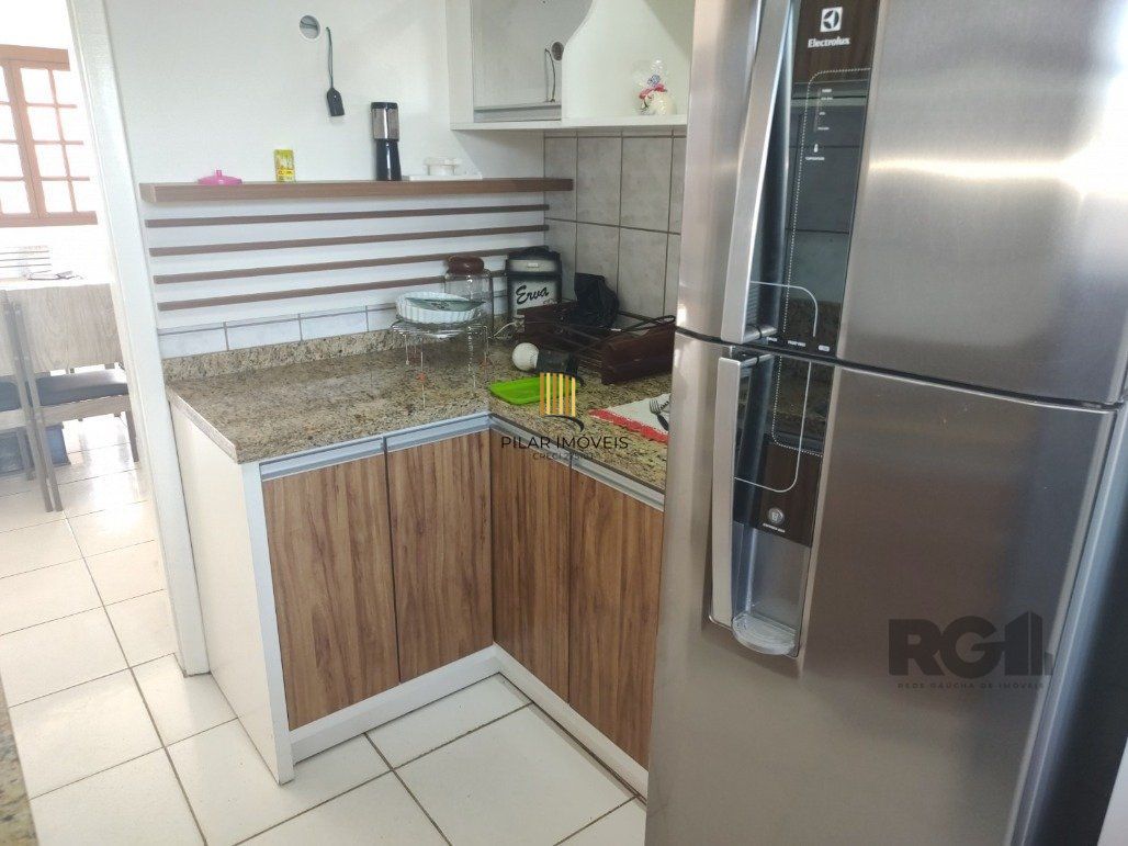 Vende ap. duplex, 2 dormitórios, 1 suíte, closet, ar split, salão de festa