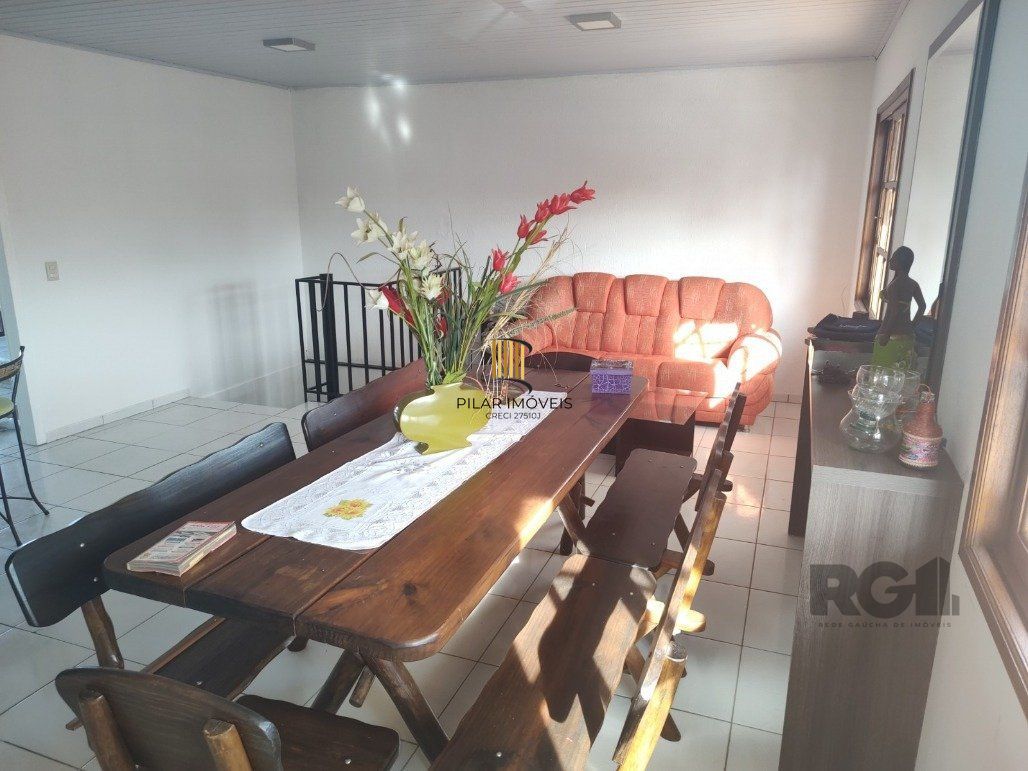 Vende ap. duplex, 2 dormitórios, 1 suíte, closet, ar split, salão de festa