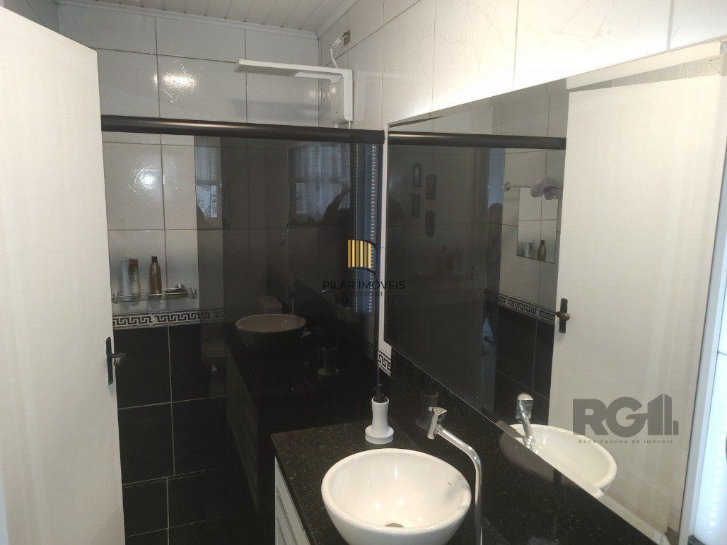 Vende ap. duplex, 2 dormitórios, 1 suíte, closet, ar split, salão de festa