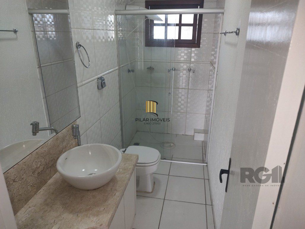 Vende ap. duplex, 2 dormitórios, 1 suíte, closet, ar split, salão de festa