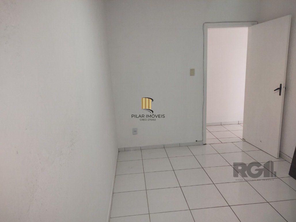 Vende ap. duplex, 2 dormitórios, 1 suíte, closet, ar split, salão de festa