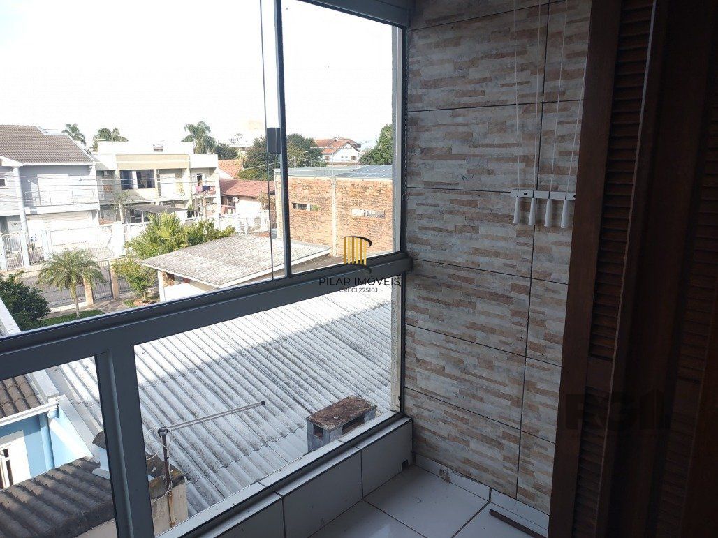 Vende ap. duplex, 2 dormitórios, 1 suíte, closet, ar split, salão de festa