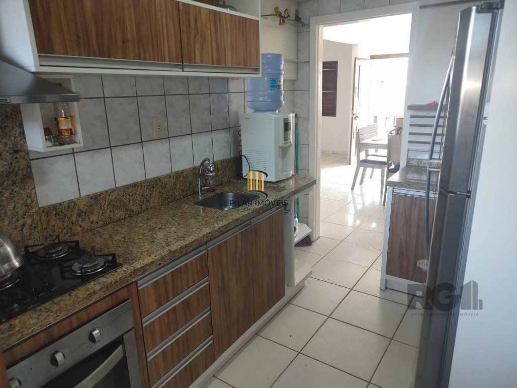 Vende ap. duplex, 2 dormitórios, 1 suíte, closet, ar split, salão de festa