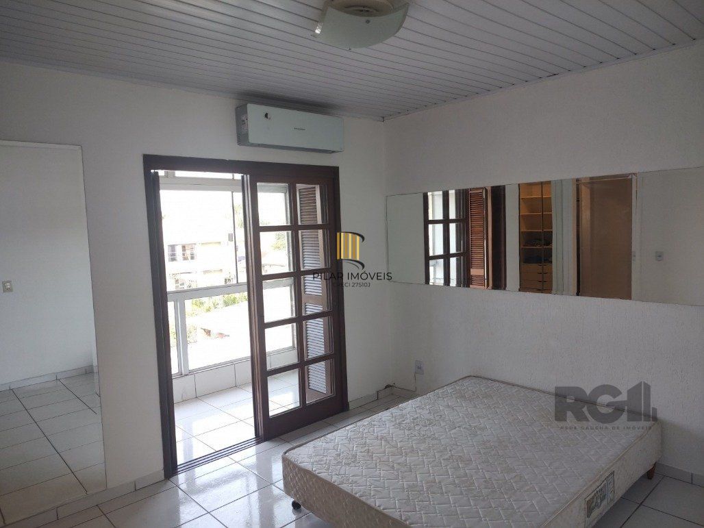 Vende ap. duplex, 2 dormitórios, 1 suíte, closet, ar split, salão de festa