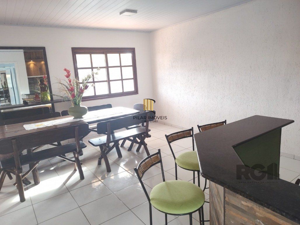 Vende ap. duplex, 2 dormitórios, 1 suíte, closet, ar split, salão de festa