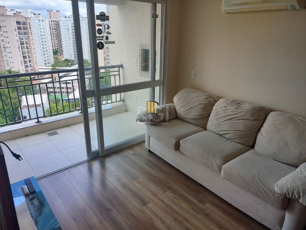 Vende apartamento semi-mobiliado, 3 dormitórios no Condomínio Jardim Novo Higienópolis
