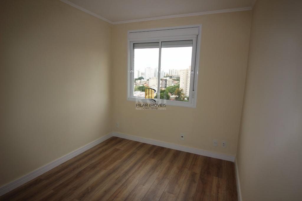 Vende apartamento semi-mobiliado, 3 dormitórios no Condomínio Jardim Novo Higienópolis